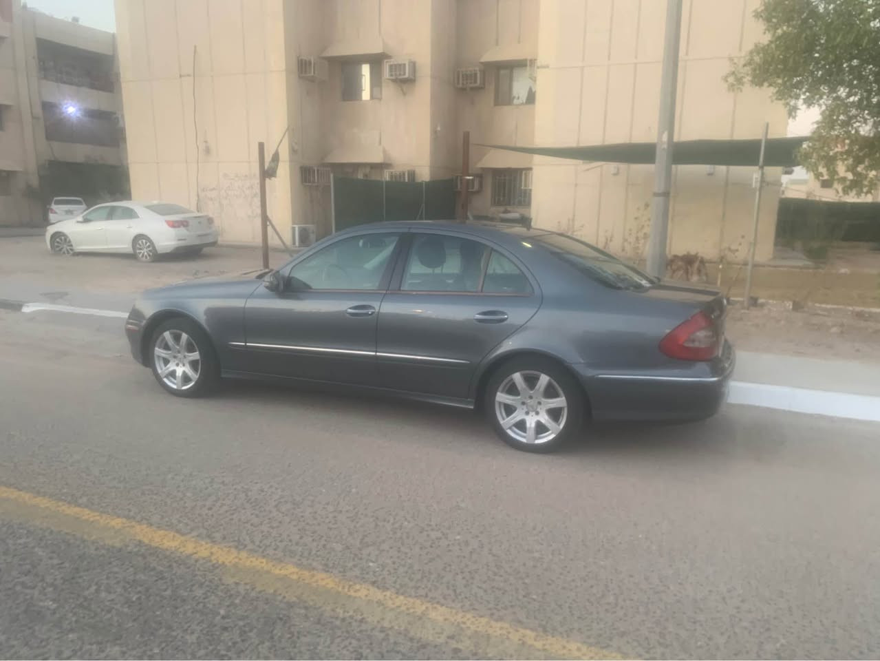 مارسدس E350 محرك جديد 6 سلندر موديل 2008 سيارة جاهزة مصبوغة حزام والدعامية الامامية يرادلها صبغ كهربائيات كاملة تبريد وكلشي السعر 100 وبيها مجال

***********
***********
*********** البصرة, العراق
