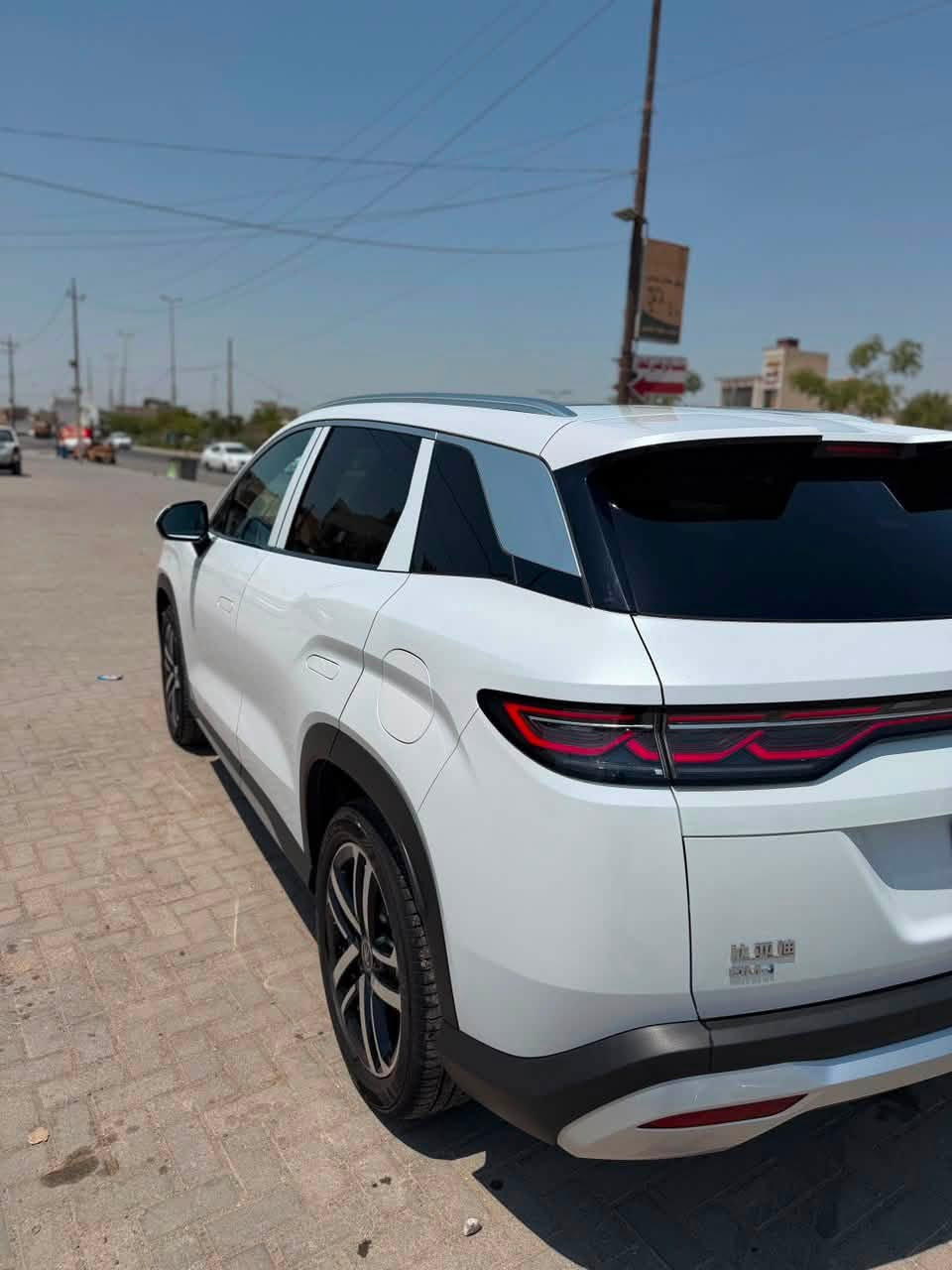 BYD SONG L
بي واي دي سونك L
على حالة الزيرو ماشية (4 الاف) فقط.
كفالة عامة من كل نقص.
فول مواصفات أعلى فئة:-
بانوراما .
مقاعد كهرباء عدد 1
جنطة كهرباء
داخل جوزي
٦ كامرات. 360 درجه
+بقية المواصفات معروفة.
كامل ملحقاتهة موجودة.
الموقع بغداد.
رقم بغداد تحويل مباشر.
السعر (30,600,000 د.ع) فقط.

للاستفسار اكثر الاتصال او مراسلة واتساب:-

***********
***********
