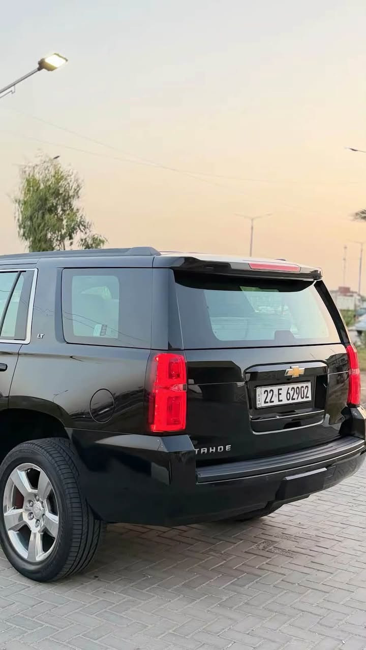 السلام عليكم
تاهو 2017 خليجي LT فول مواصفات جنطة كهرباء فتحه
ماشيه 94KM كفاله عامه لا صبغ ولا ضربه ولا فتح ولا تبديل
رقم اربيل الجديد هزه وسنويه جدد 
السعر 335 وبيها مجال للشراي 
مكاني بصرة ابو الجوزي
للاستفسار ***********
