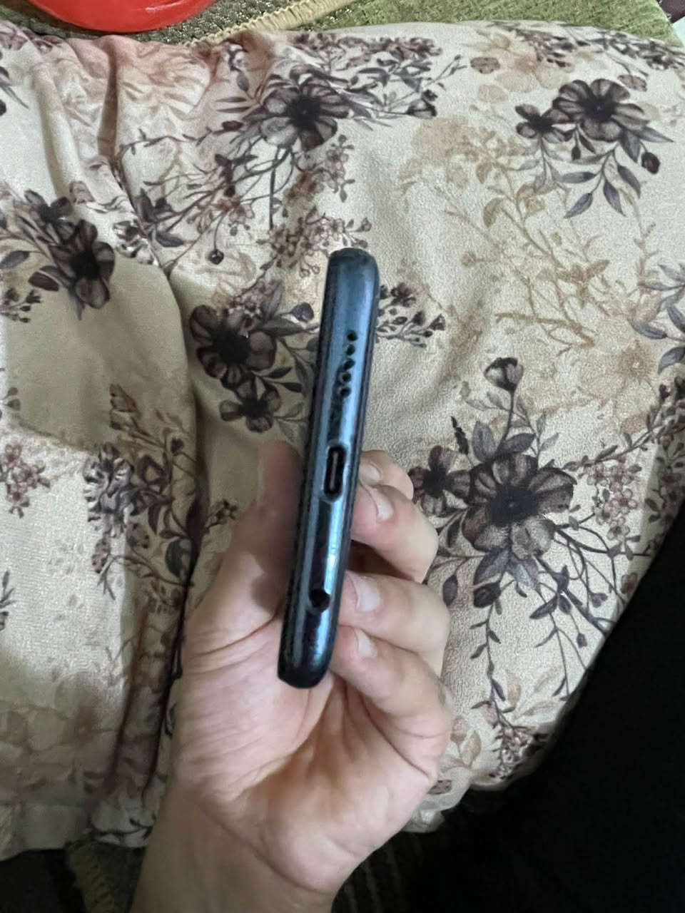 السلام عليكم بوكو x3 برو جهاز نضيف جدا ببجي 60 فريم جهاز العاب مابي اي مشكله فقط كامرته واكفه ماعرف شبيها السعر 85 ديالى ناحيه الوجيهيه ***********
