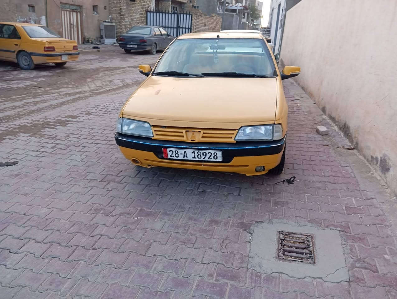 سلام عليكم عندي بيجو 405 موديل سياره حلوه وجاهزه مكينه بيه بدايت صوت بس لاتنقيص ولا تبخير كير خير من الله حداديه 80من ميه تخم تاير جديد مديل2012 هزه بشهر الواحد تسقط سنويه 31 مصفره هيئه وغرامات سنويه بسمي مداور ثاني يوم اي اسفسار عل هذا رقمي *********** سعر 30 وبيه مجال بسيط غير متواجد عل نت
