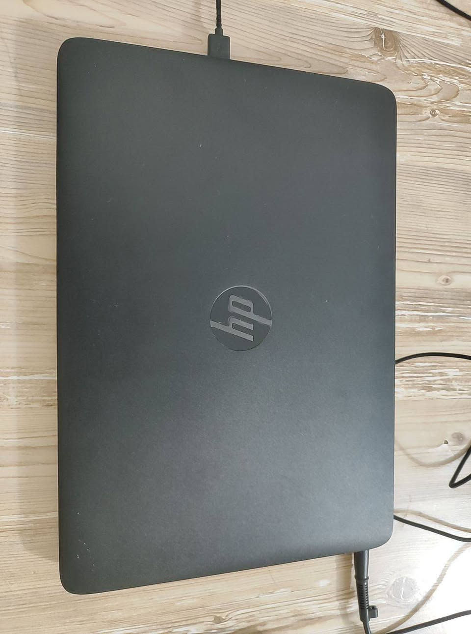 لابتوب hp
core i7 gen5
ram 16 gb
hard ssd 256
شاحنه اصليه الجهاز نضيف بطاريته  والجهاز جديد بطاريته تطول من 4 ساعات حسب الاستخدام

مكان النجف للتواصل*********** 

سعر الابتوب 280 الف وبي مجال الابتوب شرط الفحص
