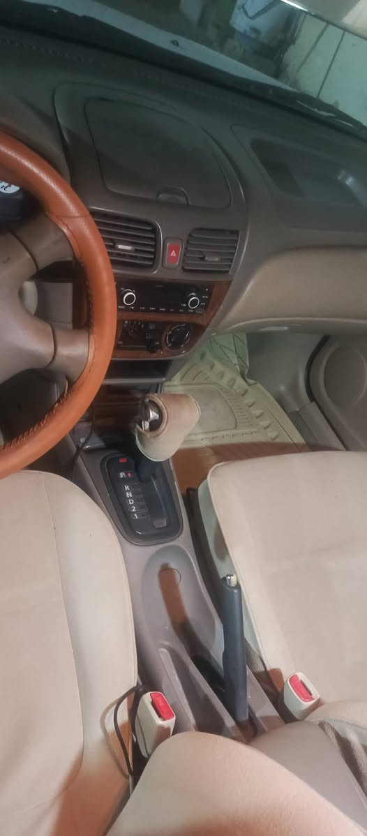 السلام عليكم
سيارة موديل 2006
بيها قطعة وحدة باب السكن صبغ 
الصدر الكهربائيات بشرط فول كفالة والسيارة بأسمي
السنوية ل2032
الرقم للتواصل ***********
