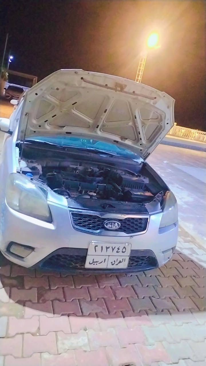 سلام عليكم
كيا ريو
موديل 2011
داخل برايد تحكمات ستيرن
اشاير بل مري 
تبريد ثلج 
وارد كوري 
مكفول كفاله من الدعامية للدعامية
بدون صبغ 
محرك 16 شرط  
محرك بدايه صرف يعني ماتنقص وبل كبس ادخن
 كير شرط 

سنوية ساقطه
هزة ساقطه 
السيارة باسمي
كابوني بانزين بيها
رقم اربيل تحويل ثاني يوم السعر 87$
رقم موبايل
***********
مكانها الموصل
