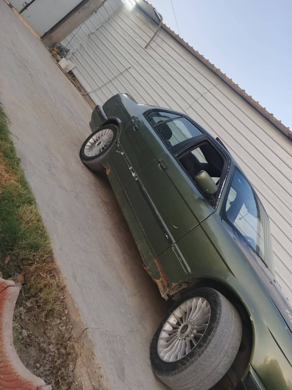 {BMW520}
1/اصل مسكر عدل موديل92 بجم عريض 
2/كير ومكينه بشرط
3/فتحه +دبل جكمجه+دبل ارباك+ستيرن كهرباء+
4/لون موميز /شرط التحويل وعقد مروري
5/رقم بغداد مشروع وطني 
6/ويل البينه اصلي+تخم تاير
7/نقص صدر خلفي 
8/نقص صبغه وتلكيط خياس
9/مكاني جبله سعر27 /وحكوجيتك ورقه/26قفل قفل معجبك السعر لا تتصل لن مابيع جوه هل سعر وبل خدمه
                       ***********
غرامات200تنزل منل سعر ونقد مابقي عليه درهمـ
ــــــــــــــــــــــــــــــــــــــــــــــــــــــــــــــــــــــــــــــــــــــــــــــــــــ
