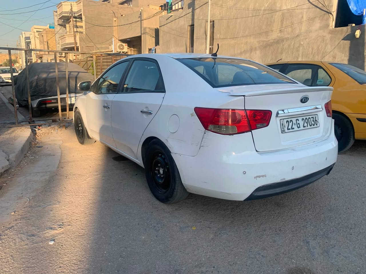 اسلام عليكم سيراتو خليجي صبغ احزام بدون شواصي بدون دواخل بسمنه صدره تعبان او بيه هاي الطخه سعره ٧٥ مكاني الدوره ***********
