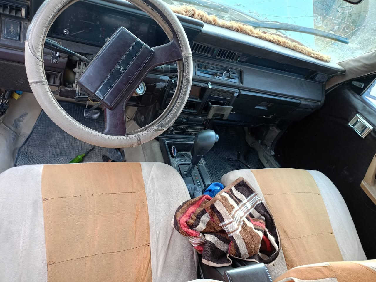 السلام عليكم سوبر موديل 1986 كير محرك بطى تايات جديد تحويل وكالا موجود كامل
رقم نينوى سنويا 18 
التواصل على الرقم التالي 
*********** 
*********** 
لايت الجواب على الخاص فقط على الارقام
السعر 26
