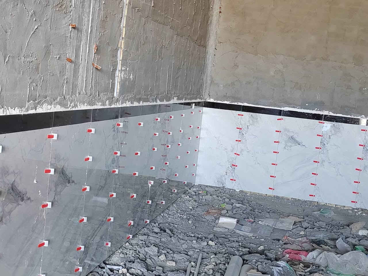 سلام عليكم خلفه سيراميك متفرغ حاليا أرضية جداري ماده وخبط شغلنه كربلاء طويريج للتواصل ***********
