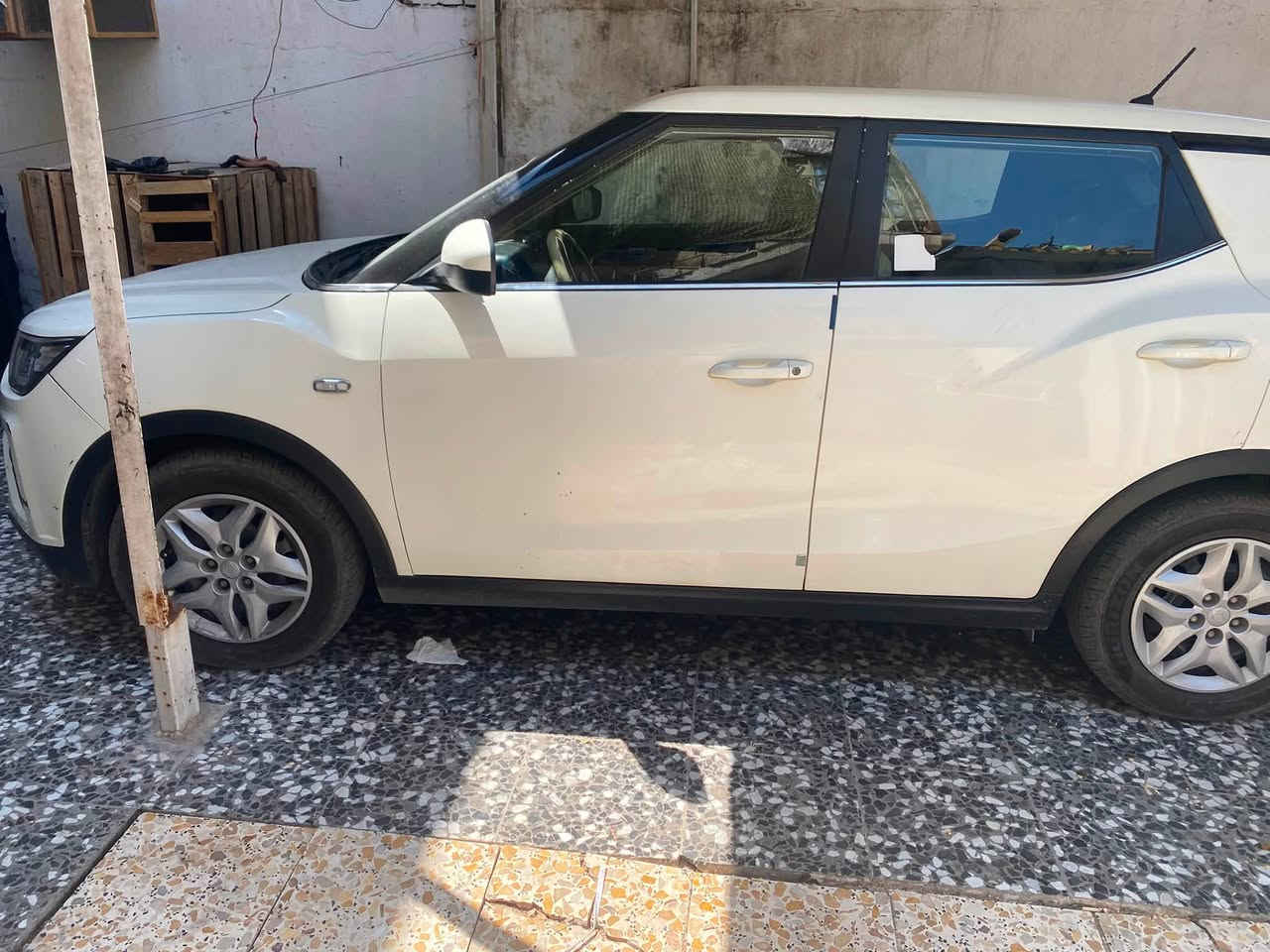 سلام عليكم للبيع تيفولي سونك يونك كوري  موديل ٢٣ نظيفة فول بيها طخة بسيطة محرك ١٦٠٠ تيربو  حساسات خلفية كامرة سويج ثنين بيها مطلوبة للمصرف باقي عليها سنتين ونص تاخذ وكالة عامة المكان بغدا. رقمها بغداد السعر عالخاص للاستفسار 

***********
