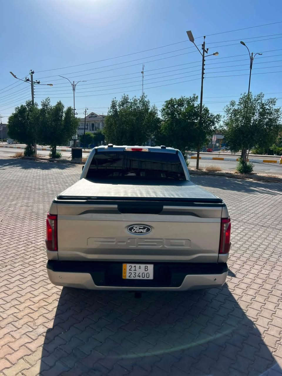 السلام عليكم
فورد f150 موديل2024
فئة ال STX
وبسعر مناسب

كلين تايتل 

دبل اكسل 4x4

محرك 2.700 تون توربو 

گير تعليگ 10نمر

گير ومحرك بشرط 

رادارت جانبية 

نقط عمياء 

خروج عن المسار رادار امامي 

شاشة كبيرة 

لايت عدسة 

هاند بريك بصمه 

وبيقه المواصفات معروفه STX

رقم سنوية جديد +باج تضليل 

للاستفسار 
***********
