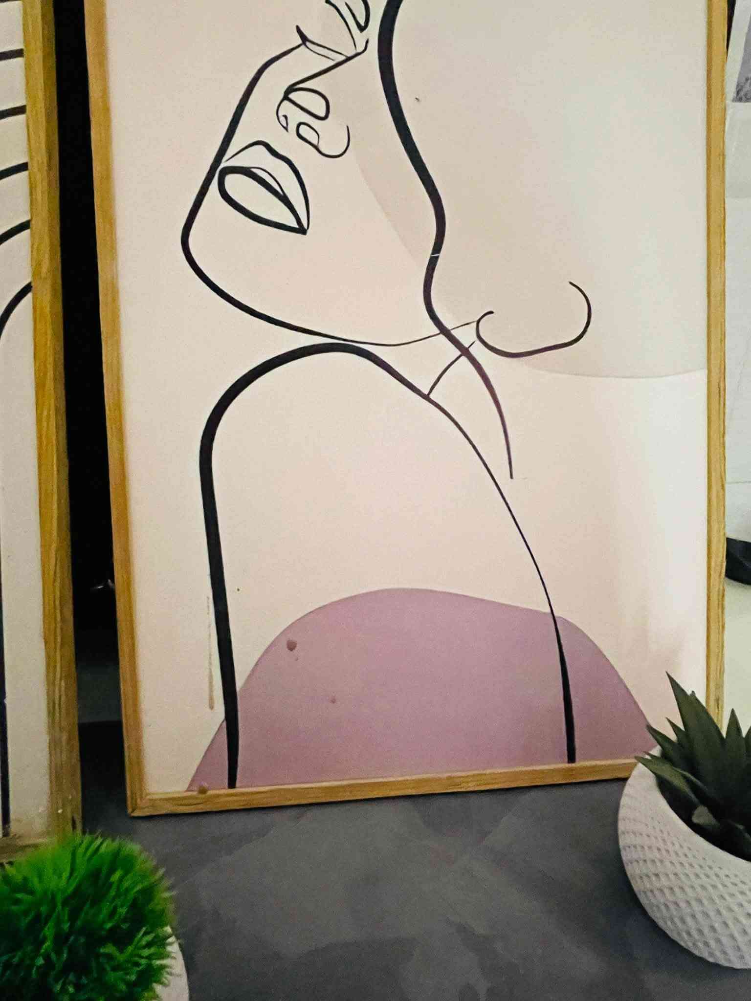 لوحات بوهيميه اطار خشب  سعر القطعه 10 الف توصيل موجود لكل العراق ***********  قياس 40x60
