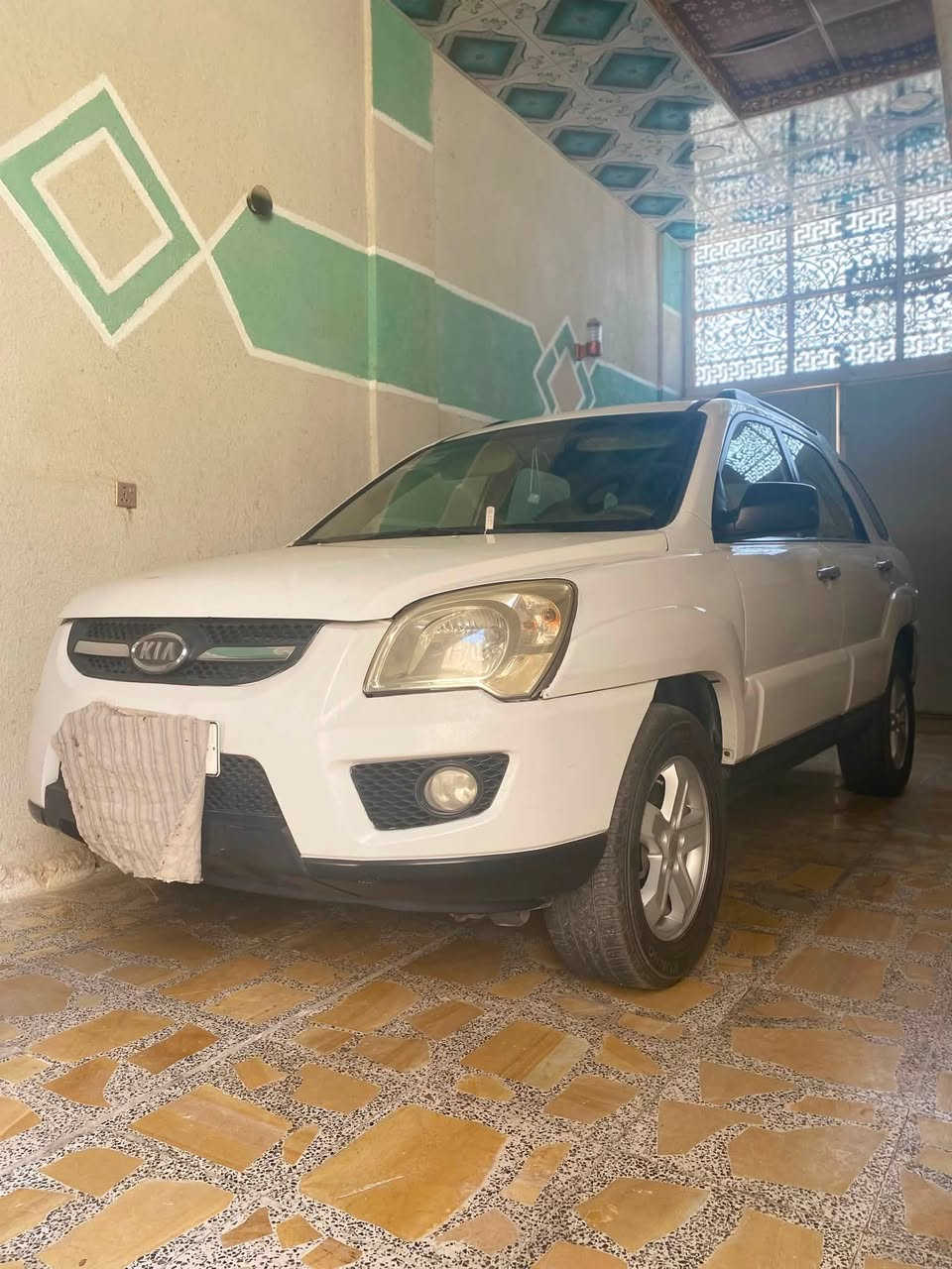 سلام عليكم للبيع كيا سبورتج 2009سياره جاهزه بيه بنيد وجاملغ خلفي جهت العبري صبغ بدون ضربه مكفوله من ضربه اثر شخوط سعر 110وبيه مجال مكاني كربلاء رقم بابل جديد سنويه جديده  31 للستفسار ***********

