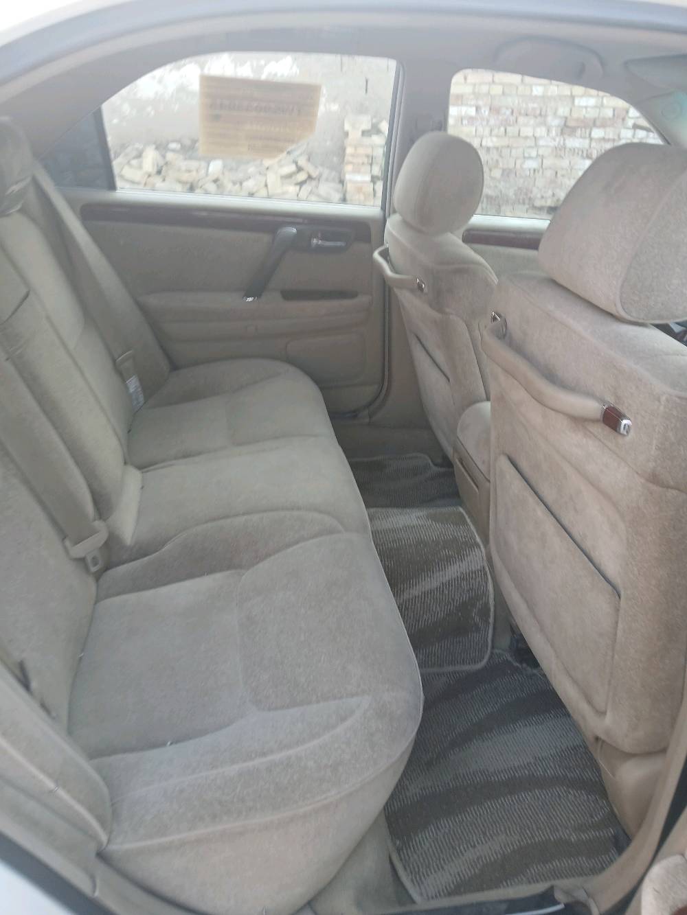 سيار ملكه البيع ادواد متومه سلمانيه سياره خير من الله مشتري هسه تخم تاير جديد سياره فول اربع دكام معروفه مواصفات الملكه سياره اروح بيها لدوام ونزل مامتعوبه هذا رقم ينصل عليه(***********)مدواجد على الوتساب