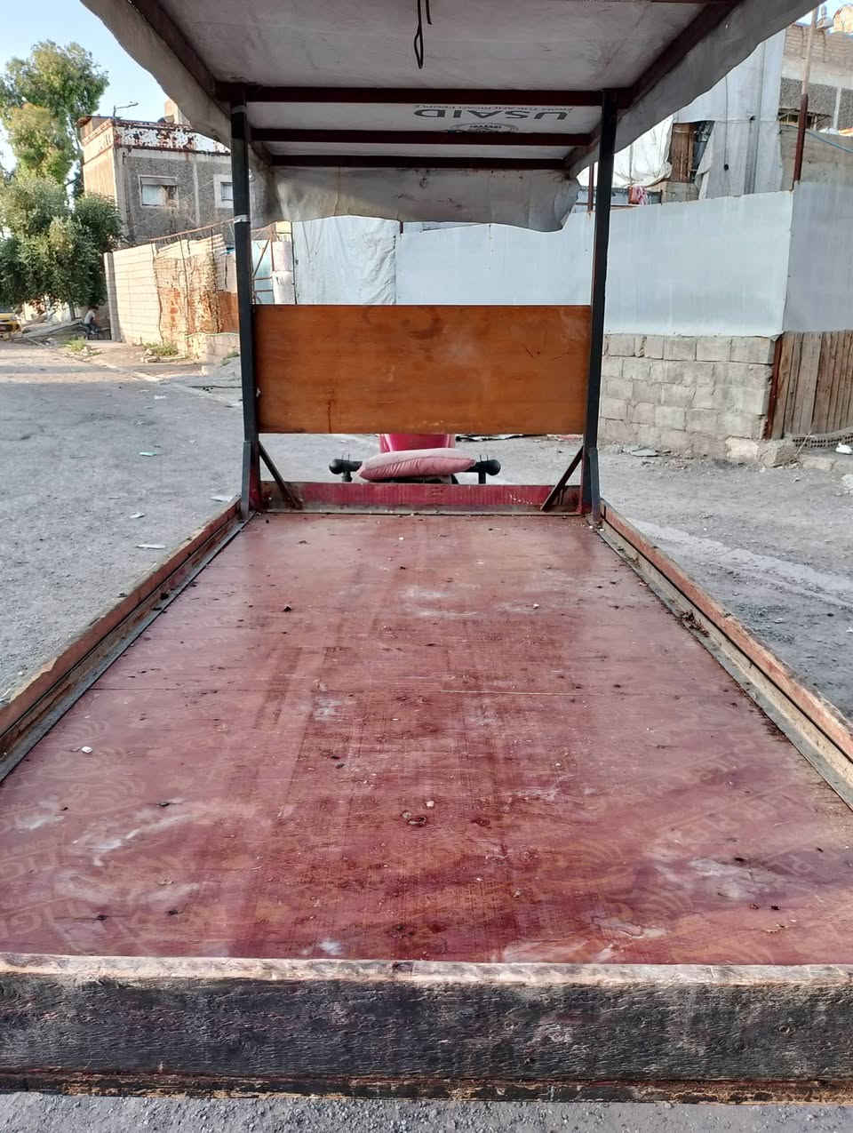 السلام عليكم ستوته للبيع او للايجار في شقق الخضراء سعر850 وبيها مجال للتواصل عالخاص او الاتصال على هذا الرقم ***********
