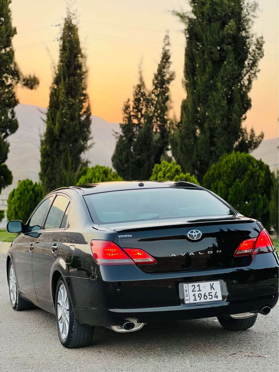 Toyota Avalon XL 2009 
ئەڤەلۆن 2009 XL بێ بۆیاخ مواسەفات ئەمریکی سەنەوی تا 2031 تازەیە بەناوی خۆمە   
سەیارەکە دەعم لێدراو بۆیاخی نیە بێ بۆیاخە بێ سارد بێ شوخت ناو سلڤەرە سویچە هەموگیانی جایزە هەکەلی زۆر جوانە ناوو دەری لە ڕەسمەکان جوانترە  شوێن قەزای دوکان 
(***********) ژمارە واتسئەپی لەسەرە دار بنديهكان, السليمانية
