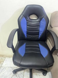 جديدات • ميز وكرسي • حي المعلمين الجديد