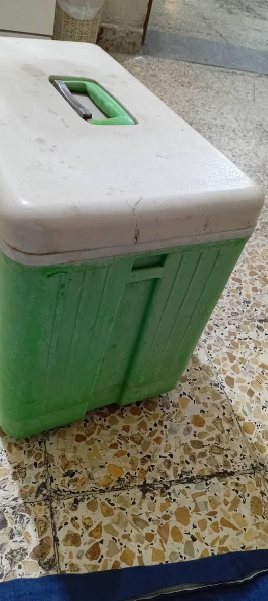كول بوكس نضيف جدا حجم ٣٢ الكبير ب١٥٠ ***********
