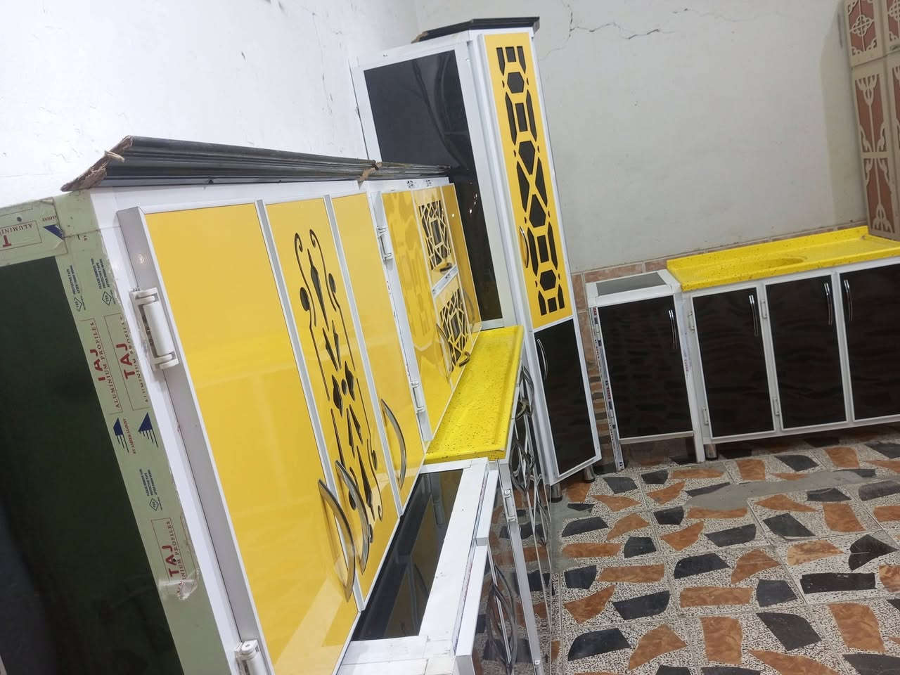 يا رزاق للبيع السعر 850 استخدام قليل تسكام ويه السنك يصير ست أمتار مرمر الشراي يراسني خاص ادزله الفيديو والعنوان ***********
