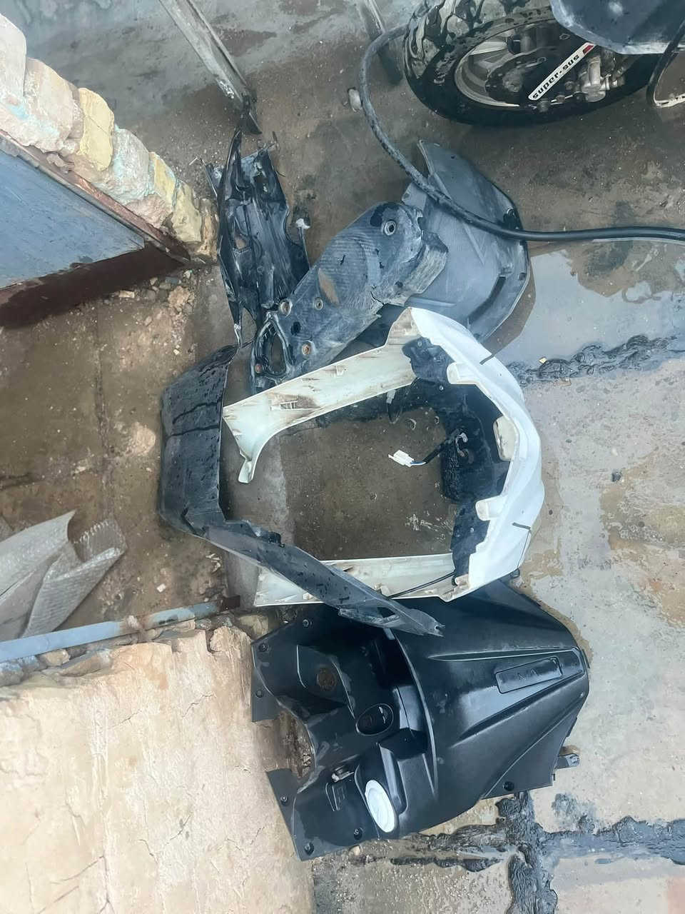 سلام عليكم دراجه ماكس FS الدراجه شغاله بس عوزه قبق هندر مديل 2021 غراضه كامله بس دشبول وراس لايت مابيه تخم تاير جديد ابيعه كوم حديد مكاني زعفرانيه سعر 120 وبيه مجال بسيط 

تواصل ***********
واتساب فقط
