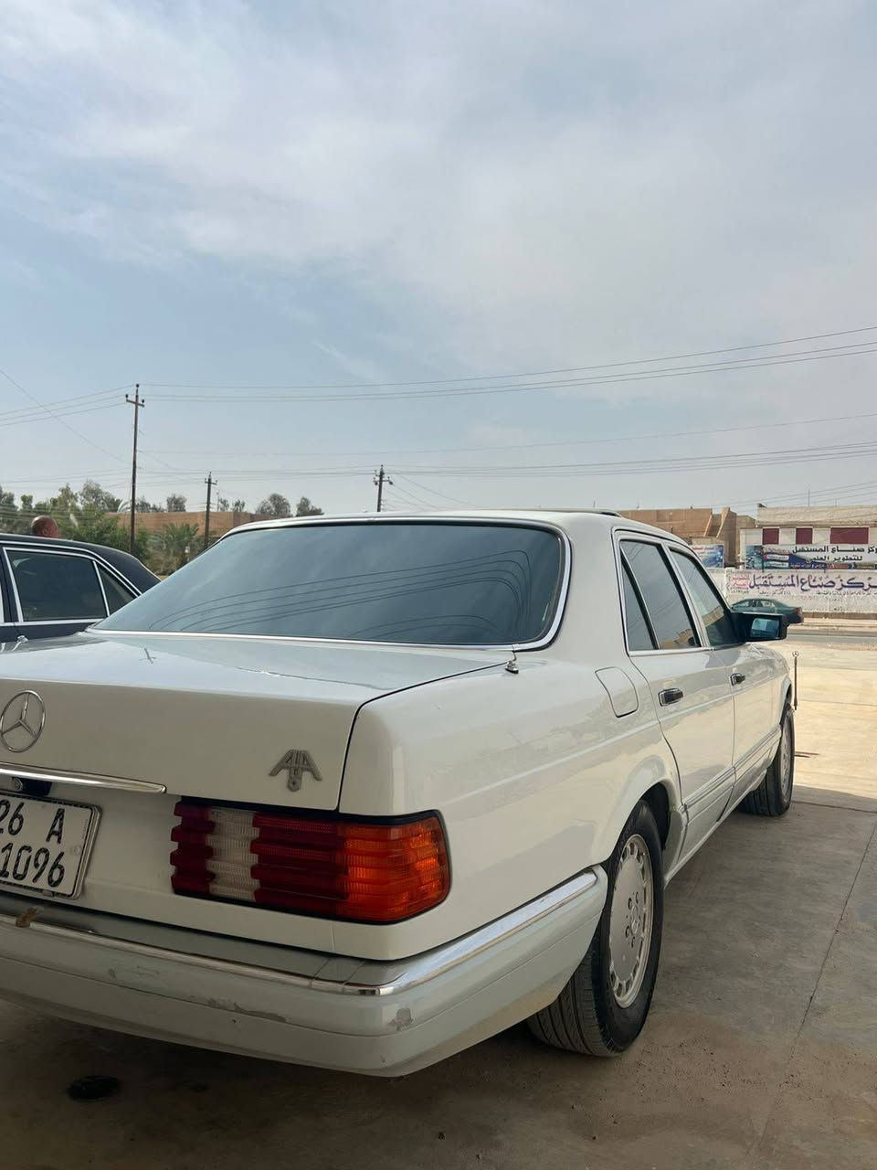 السلام عليكم
الحلال للبيع✅👇👇

مرسيدس جامبو رئاسي 🚗
سي 300
موديل 1991
كير محرك بلادي اصلي شرط لا تنقيص ولا تبخير ✅
 فول مواصفات ✅
ويل كب تأيرات جديد✅
كشنات جلد + كشنات كهربائيه ✅
فتحه سقف ✅
تدفئه وتبريد 🔥☃️
دبل هورن ✅
دبل اريل ✅
دبل بنكه✅
مواصفات معروفه مايحتاج اذكره✅
السياره جديد على وضع الشركه بيه صبغ عل فحص✅
السياره رقم صلاح الدين بسمي وشرط التحويل✅
مكاني تكريت  🌍
سعر 95 وبي مجال 💲
الاستفسار ارقام📲
***********
***********
