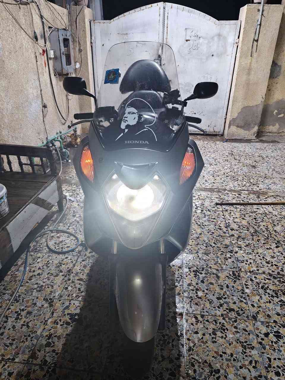 سلفر ونج 400 cc
دراجه مكفوله
مرقم بغداد 
ما ناقصهة اي شي 
مكينه عله وضع الشركه 
كهربائيات كلهة شغاله 
اوفر 
دشبول نفخ 
السعر شراي خابرني وتدلل 
مكان بغداد الدوره 
هـ ***********
