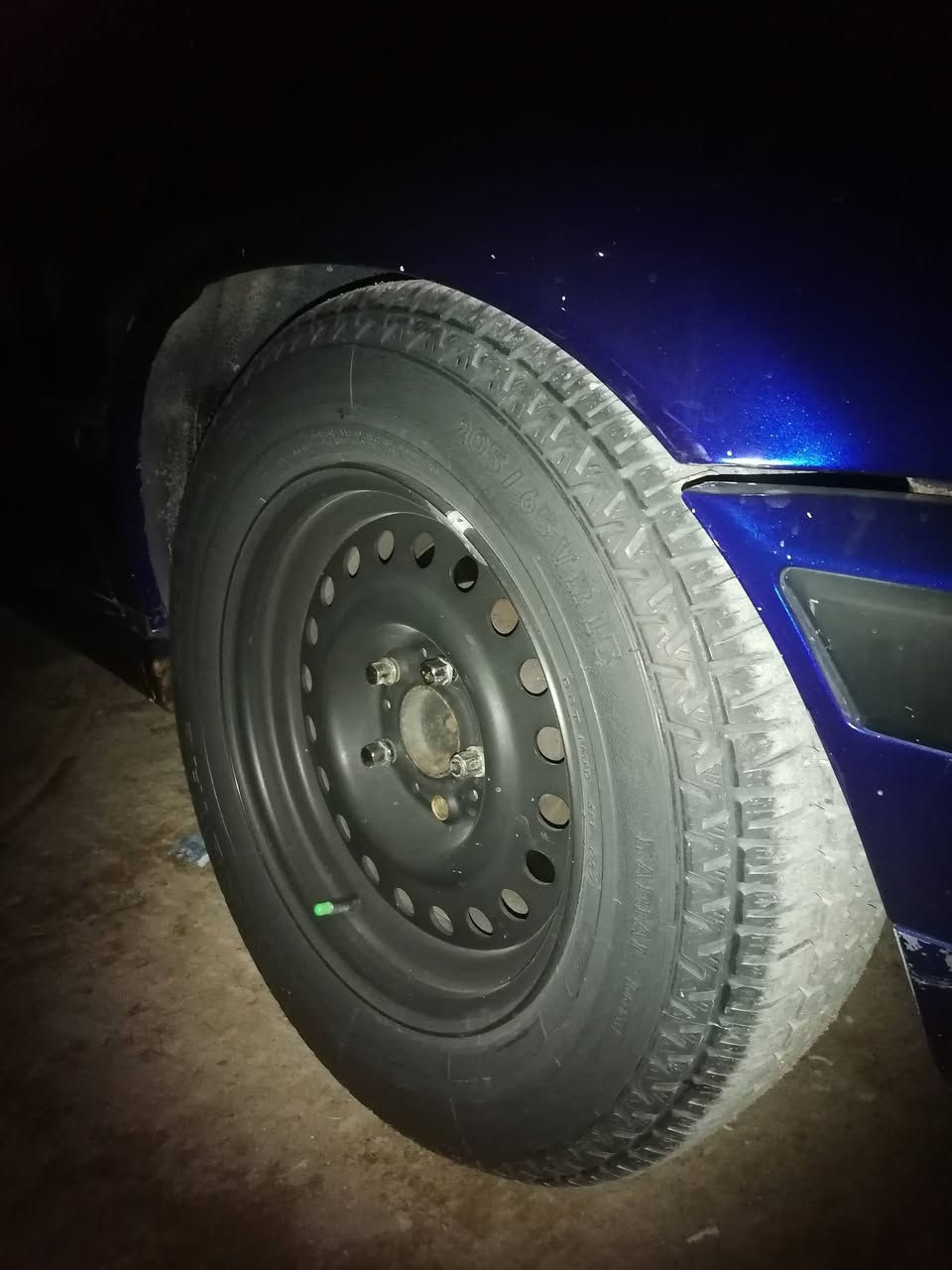 السلام عليكم شباب
عندي ويلات للبيع 👇
✅ تخم ويل حديد حجم 15 بلادي مكفول من كلشي صبغ شركه وختم bmw سعرهن 200 الف تاير زوج جديد وزوج نص عمر
✅ وعندي زوج خليه بلاد وبدون خلل مكفول وبدون تاير سعرهن 120
✅ زوج ويل كب صقر حجم 15 والتايرات نص عمر سعرهن 90
مكاني البصره المعقل
***********
