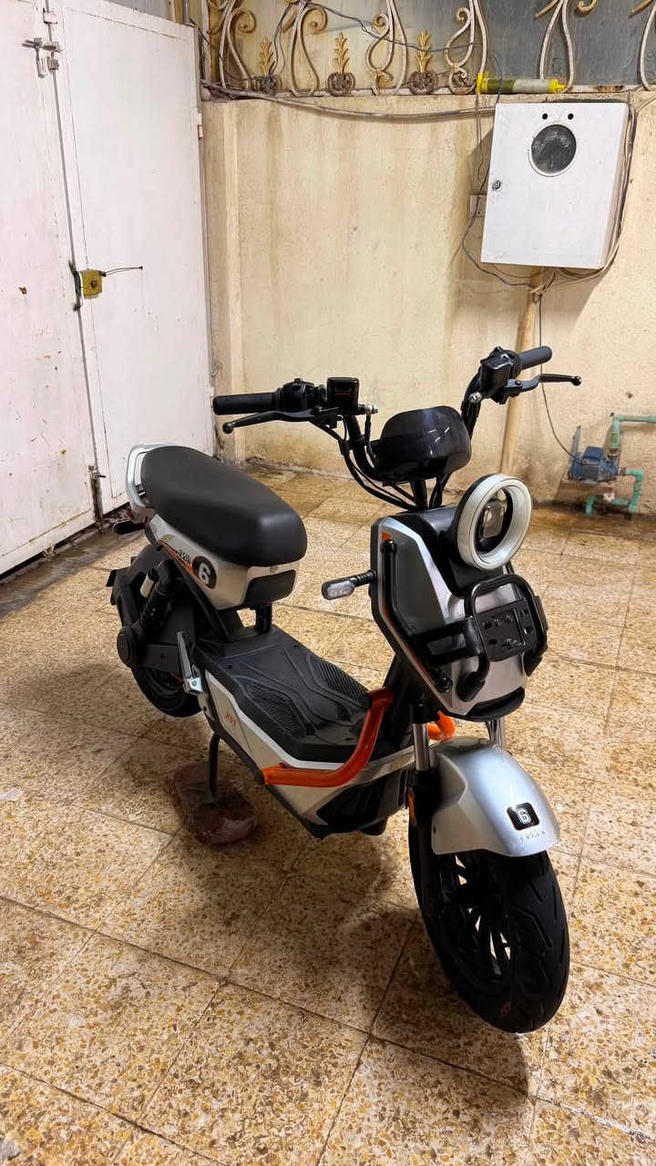 *********** سلام عليكم عندي دراجه x51للبيع دراجه نضيفه وبطاريات جدد ما ملعوب بيهم سعره مناسب
