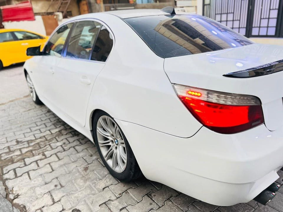 للبيع ميماتي بي ام دبليو N52 B28 E60
( خليجي ) 2008
لون ابيض متغير 
رقم اربيل تحويل ثاني يوم شرط. لا غرامات ولا حجز ولا سرقة مرفق وياهة صورة الكشف عن معلومات السيارة 
كهربائيات عل بلاد ماملعوب بيهن 

سيارة عليها كت M كامل
بيه صبغ حزام أثر جراد بدون دك أو جاكوج أو ضربة قمارة
مكفولة حتى من الصبغ القمارة  
1_بصمة
2_تبريد قطعتين
3_كروز سرعة
4_منظومة تبريد جديدة كاملة
5_مراية داخلية وجانبية عاكسة
6_تحكم ستيرن
7_كشنات كهرباء
8_شاشة أعطال
9_داخل بيجي
10_لايت زنون LED
11_كشنات  جلد بيجي
12_سلايد3طكات
13_ويل M مع تخم تايرات جديد
14_بك لايت LED 
15_صدر أمامي  خلفي جديد 
16_داخل جلد ومغلفة الكشنات 
17_منظومه تبريد كاملة جديدة
18_حساسات أمامية وخلفية  بس مامربوط
19_إنارة ترحيب
20_دمامات بلادية
21_منفذ AUX
22_ماوس تحكم
23_شاشة
 السيارة فول عل اخير 
الـسـعـر 90 تم تخفيض السعر لين مستعجل بالعافية على الياخذهة 
مكاني: بغداد المنصور الوشاش 
رقم : ***********
