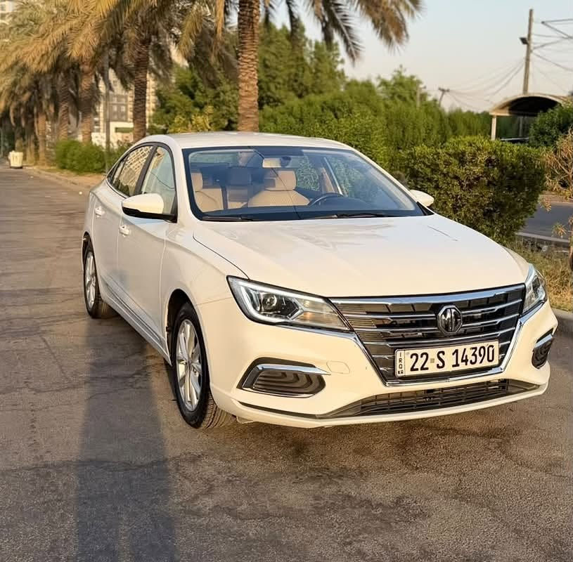 ام جي ( 5 )  2024 ماشية 51 الف كيلو  مكفوله كفاله عامه رقم اربيل بأسمي مواصفات الـ MG المعروفه السياره جديده وجاهزه بدون نقص كير مكينه تبريد صدر  مكفول وممفتوح  مكانها بغداد السيدية السعر 98 وبيها مجال ان شاءالله
***********
