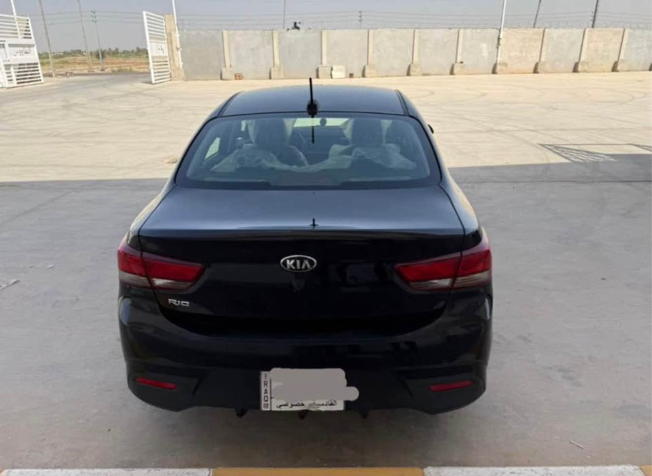 كيا ريو S 2019 وارد امريكي محرك 1600 المرغوب بدون تيربو ماشية 55 الف فقط ترايها زيرو
مواصفاتها شاشة وكامرة خلفية نظام مانع انزلاق Abs الجام كهرباء لايت اوتو  تخم تاير جديد باتري جديد تبريد ثلج منظومة جديدة حدادية مال زيرو مابيهه أي نقص جاهزة من كل النواحي وأحلى من الصور كير مكينة كفالة حادثها بنيد وجاملغ جهة اليمين وبالعراق تبدلت الباب ايضاً جهة اليمين رقمها قادسية معوقين وكالة ثاني يوم باقيلها 4 أشهر وتصير حرة مكانها النجف بيع نقداً فقط 
السعر 87 ورقة 
***********
*********** النجف, العراق
