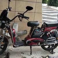 دراجة كهربائية • ضخمة • مبدل بطاريات