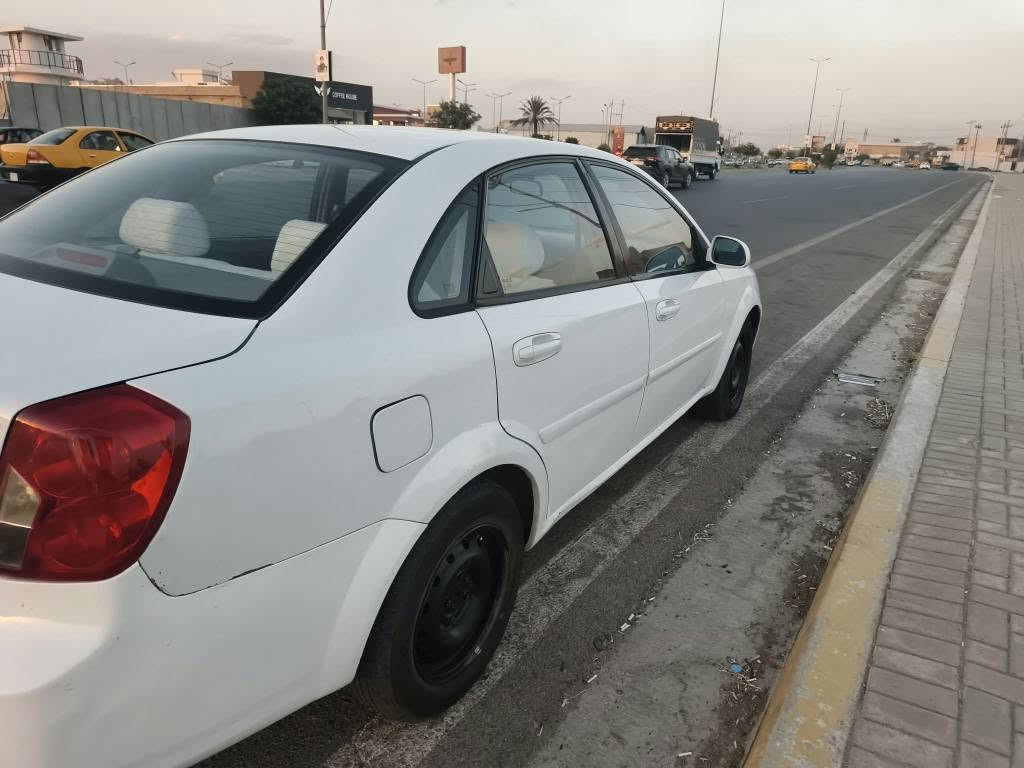 ئوبترا موديل 2010للبيع و مرواس كياحمل فقط
 بدون ضرر
بدون سبغ بس هيلال كارت بي 
سياره جاهزه بدون نواقص 4طايرجديدشديت
تاخم امامي و خلفي توبه
كهربائيه كله شغال 
رقم دولي جديد سنوي منتهي 
گيراوتومايتك محرك شرط 
عينوان كركوك قرب مستشفي ئازادي 
***********
*********** كركوك, العراق
