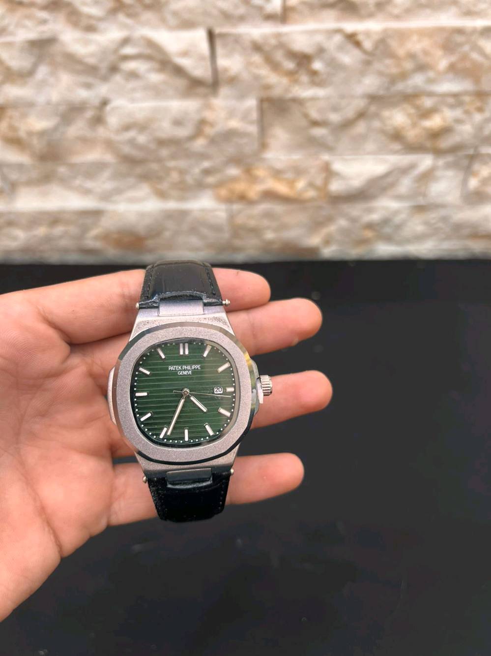 ⌚✨ أناقة الوقت تبدأ من هنا ✨⌚

🔥 ساعات راقية بتصاميم عصرية وفخمة
💎 جودة وأناقة تليق بكل مناسبة
🎁 اختيار مثالي إلك أو هدية لشخص تحبه

📦 توصيل لجميع أنحاء العراق 🇮🇶
💰 أسعار مناسبة ومنافسة
📲 للطلب والاستفسار واتساب: ***********

✨ لا تخلي الوقت يمشي بدون أناقة…
⌚ اختار ساعتك وخلي حضورك يحچي عنك 🖤

━━━━━━━━━━━━
👑 الجود لبيع الساعات
⌚ وقتك… يستاهل الفخامة ✨