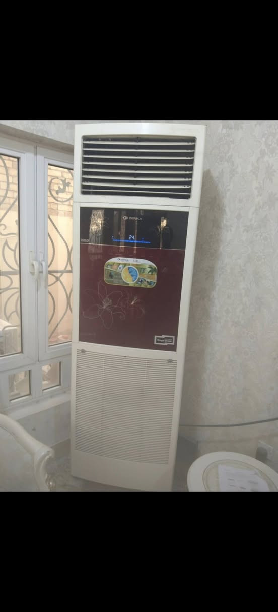 سبالت كنتورية للبيع
الكبير 3 طن ب 400
والاصغر 2 طن ب 300
للأستفسار ***********
