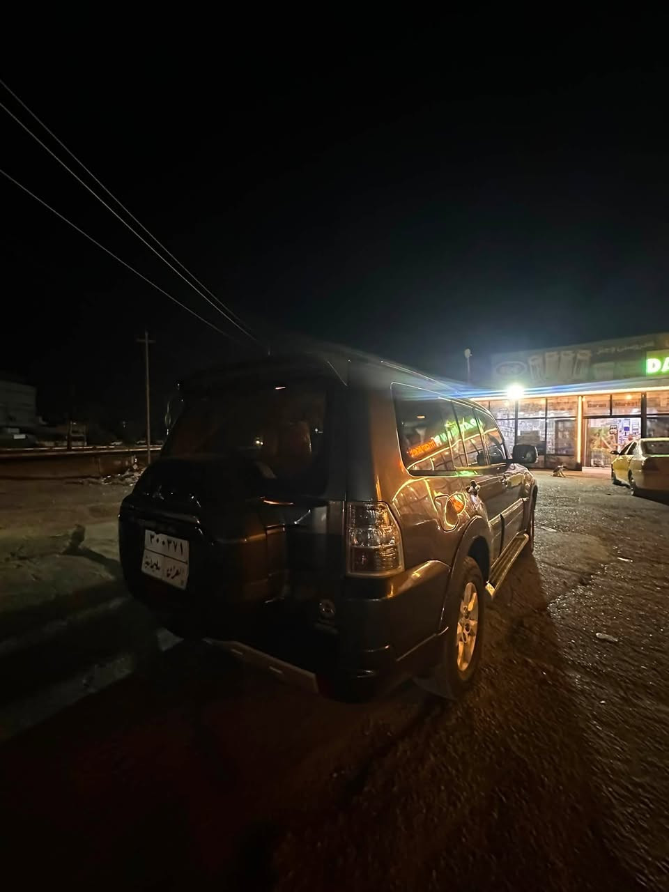 ‏باجيرو مكفولا من الصبغ ‏موديل 2018 أغنية عن التعريف سيارة نظيفة ماشية 130,000 قابل لزيادة مكان السيارة خانقين السيارة جدا نظيفة واستخدام شخصي عندها رصعى صغيو بل باب الخلفيى أراجع على البارد سعر السيارة[185$] بيى مجال شويى ***********
