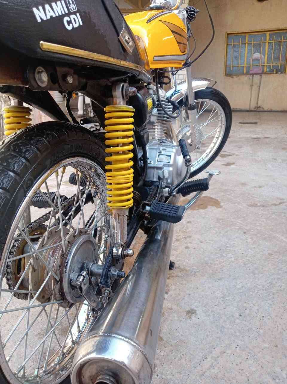 السلام عليكم ماطور حربي للبيع السعر 550 وبيها مجال المكان تكريت معمره جديد موديل 26 نامه شلامجه***********
