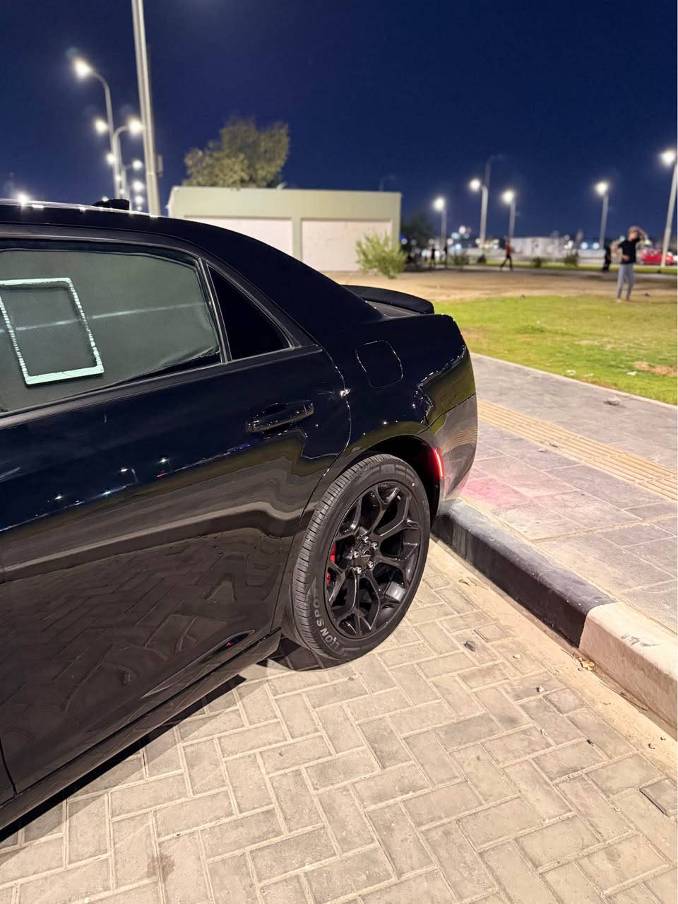 السلام عليكم 

كرايسلر اوباما LIMITED2020 للبيع اوصولي 

السيارة وارد امريكي بدون حادث بدون صبغ بيه بس بارد صور الفحص موجودة بالمنشور 

السيارة جديدة ونضيفة 

الممشى:70.000 ميل

المحرك:6 سلندر 3.6

مواصفات LIMITED معروفة 

-سقف بانوراما 
-كشنات جلد 
-كشنات تدفئة تبريد 
-كشنات خلفية تدفئة
-استيرن هيتر تدفئة 
-كشنات خزن ميموري
-شاشة كار بلاي 
-بصمة تشغيل وتشغيل عن بعد 
-حساسات خلفية 

2C3CCAEGXLH108792
رقم الشاصي اذا تريد اتشوف صور السيارة

السيارة رقم بغداد الجديد تحويل ثاني يوم

مكان السيارة البصرة.

رقم صاحب السيارة:‭*********** البصرة, العراق
