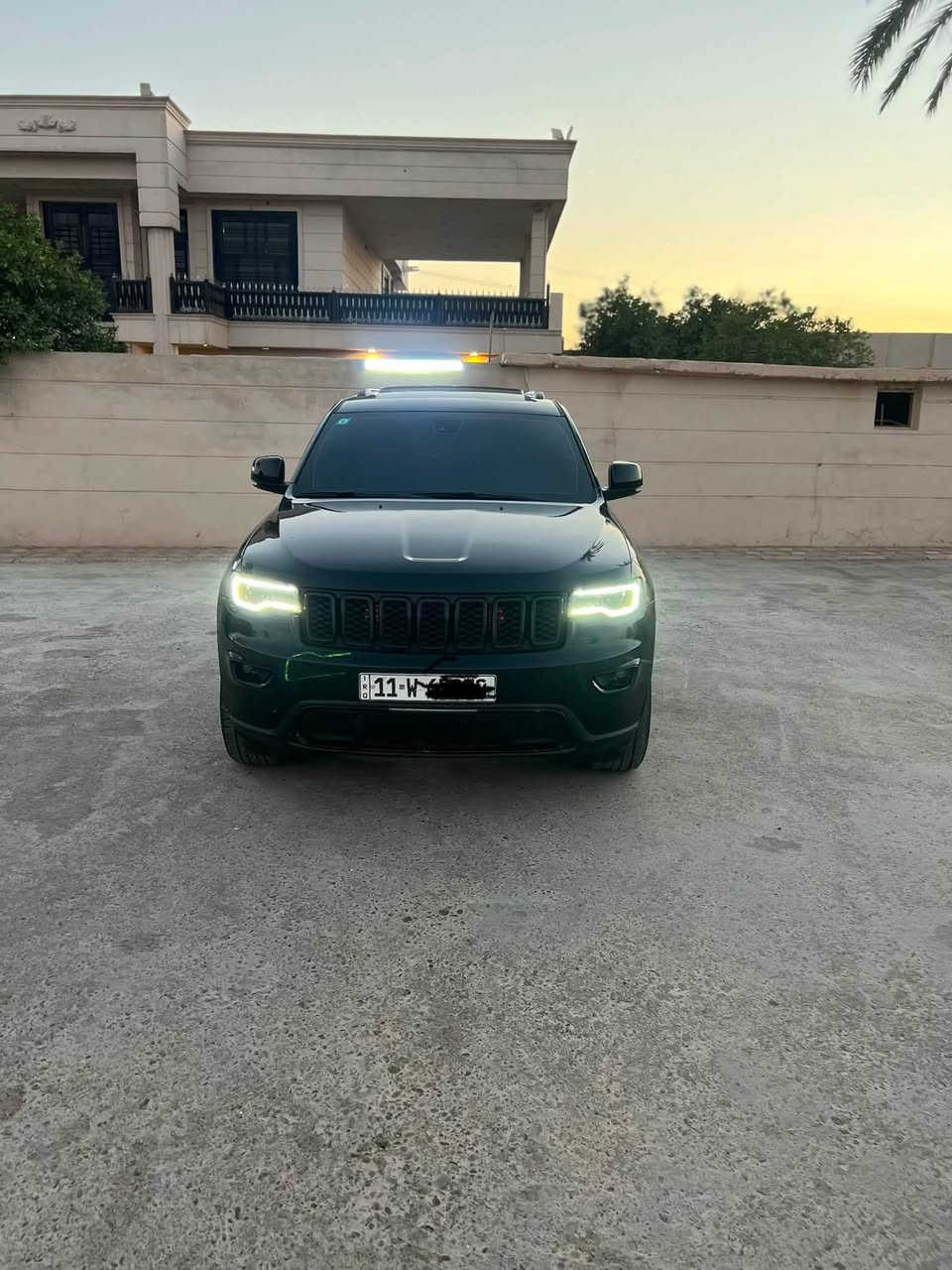 السلام عليكم 
للبيع او مراوس حسب القناعة
‎جيب 2020 Jeep
شيروكي فول مواصفات 1/1
رقم بغداد باسمي سنوية وهزة جديدة 
ماشيه 78 الف حادثه بنيد وشوية جاملغ
وبيها بابين كلير من امريكا

تجي تفحص بيدك لان هذا حديد وين تاخذها اخذها عجبتك عيوني الك
ما عجبتك فدوه الك ❤️

كير محرك مكفول 
مكينه 3600

فتحة قف سلايت

شاشه كبيره

كشنات جلد+تدفئه 

كشن كهرباء

تشغيل عن  بعد

صندوق كهرباء

حساس خلفي + كامره دواره

رادار جانبي + خلفي +توقف ذاتي

قطعتين تبريد

بعد بيها هواي مواصفات 

السياره تخم تاير جديد باتري جديد 

ادامه كامله للمحرك ترايك مفتوح

مكاني بغداد ، الكرخ 

السعر 190$🔥وبيها مجال

***********
