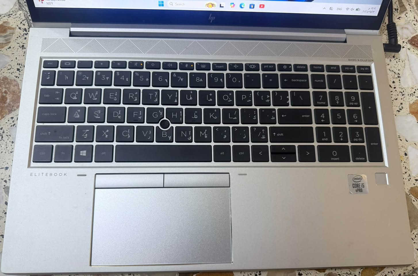💻 لاب توب HP للبيع - مواصفات ممتازة للاستخدام اليومي والدراسي والعمل
المعالج (Processor): Intel Core i5 (الجيل العاشر) - أداء سريع ومستقر للمهام المتعددة.
 الذاكرة العشوائية (RAM): 16 جيجابايت - لضمان سلاسة وسرعة فتح التطبيقات وبرامج العمل معاً دون تقطيع.
 التخزين (Storage): هارد 256 جيجابايت SSD - يمنحك سرعة فائقة في تشغيل الويندوز والبرامج مقارنة بالهاردات التقليدية.
 الماركة (Brand): HP.
📌 مميزات الجهاز:
 مناسب جداً للعمل، الدراسة، وبرامج الأداء المتوسط، والاستخدام اليومي.
 سرعة عالية بفضل وجود الـ SSD ورام 16 جيجا.
💰 السعر: (400 الف )
📍 موقع التواجد: (بغداد)
📞 للصوت أو التواصل (واتساب أو اتصال): (***********)
