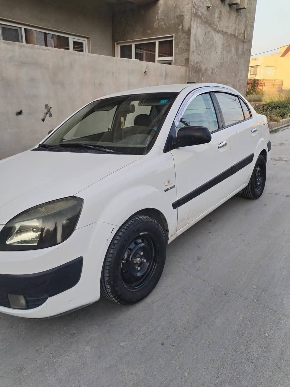 بيع مستعجل كيا ريو ٢٠٠٧ خليجي محرك ١٦ vvt كير عادي بيه مكانات صبغ اني ابيع حزام السعر ٦٨ بيه مجال بسيط حيل للاستفسار الاتصال *********** غير متواجد على الخاص
