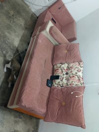 كنبة • صوفا
