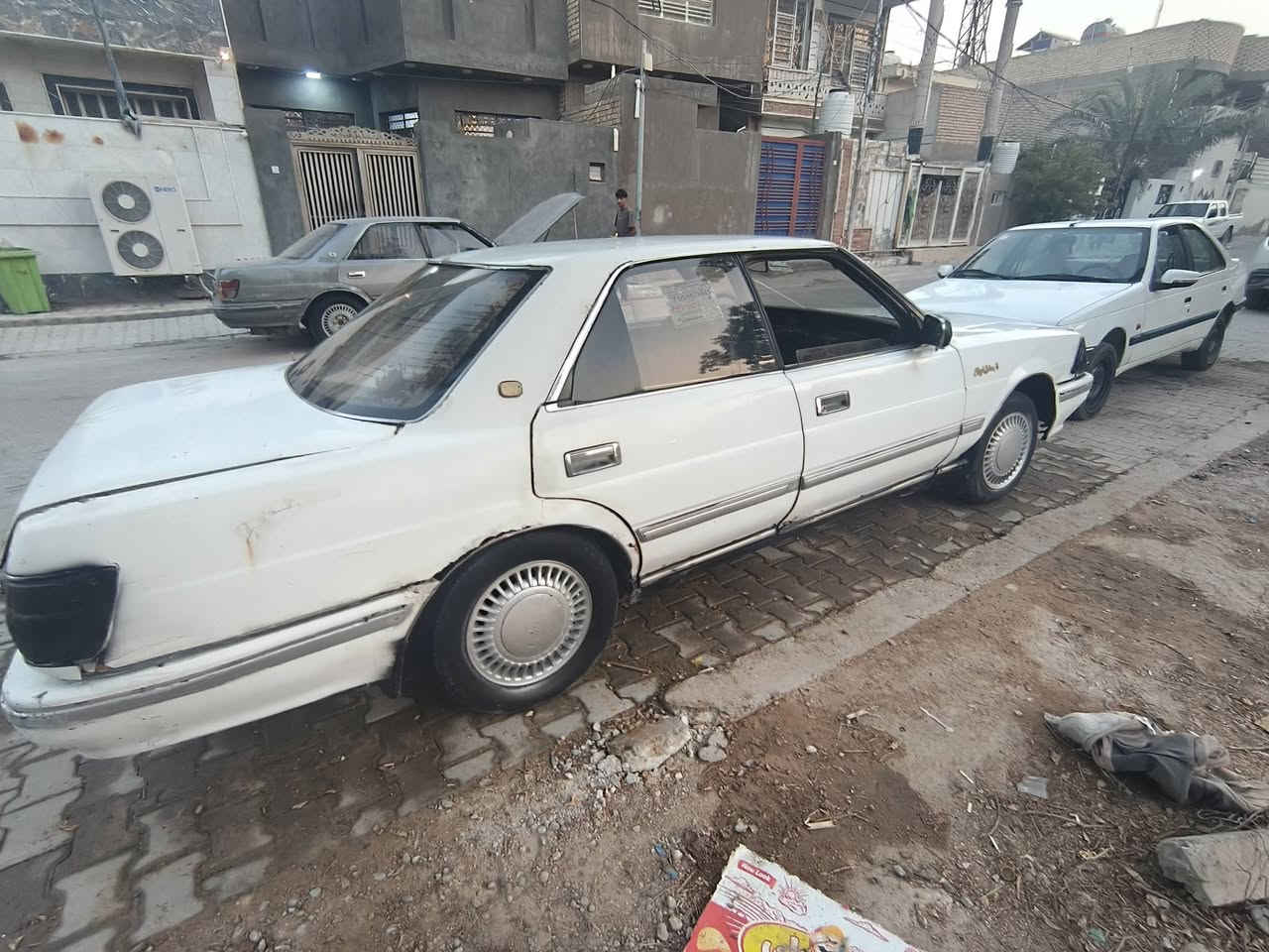 هارتوب للبيع يسره بلادي ما محور أصل يسره ٨٨محرك جديد كير جديد حداديه جديده مكان السياره نجف ***********
