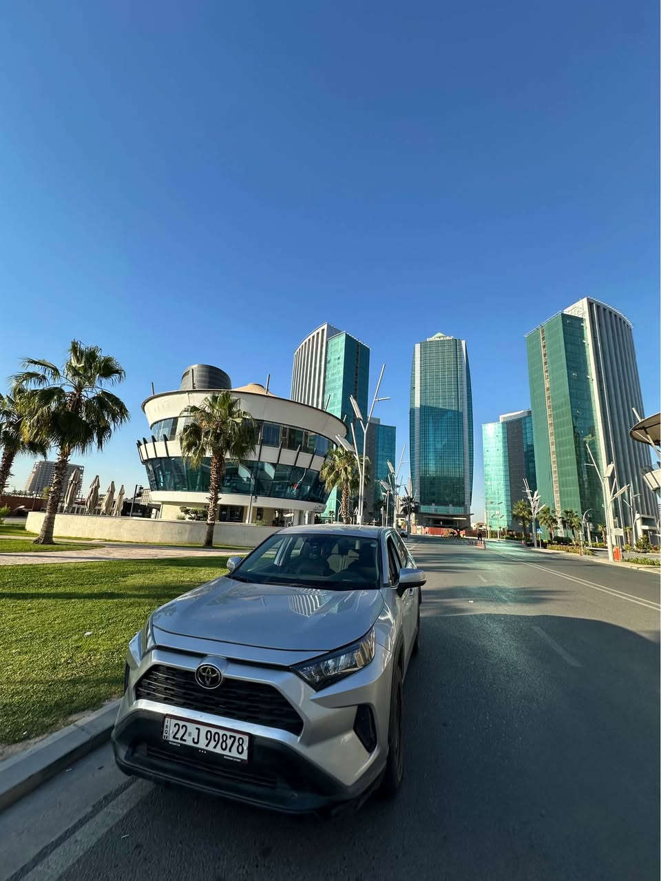 السلام عليكم
✨ TOYOTA RAV4 2022 LE AWD ✨
🔹 کارکرد: ٦٦,٠٠٠ km
🔹 باری بەدن:
• کلین داخیڵ بووە (تەنها ١-٢ ساردەکوتی هەبووە)
• لای خۆم تەنها بستێک بۆیاغ لە دەرکەی سایەق
• ئێرباگ نەتەقیوە (بە شەرت)
• ڕەقەم و ژینگەی تازەیە و بەناومەوەیە
🔹 مواسەفات:
▪️ چوار پێشڕەو (AWD)
▪️ ڕاداری پێشەوە + ڕاداری هێڵی جادە
▪️ شاشەی گەورە + کامێرای دواوە
▪️ Apple CarPlay & Android Auto
▪️ مۆدەکانی لێخوڕین (Eco / Sport / Snow / Mud & Sand)
💰 نرخ: $23,500 (235 وەرقە) + مەعامەلە
📍 شوێن: هەولێر
📞 ژمارەی پەیوەندی: ***********
عربی
السلام عليكم
✨ TOYOTA RAV4 2022 LE AWD ✨
🔹 المسافة المقطوعة: 66,000 كم
🔹 حالة البودي:
• وارد كلين (تعديل على البارد فقط)
• صبغ شبر واحد فقط في باب السائق
• الأيرباغ سليم 100% (بشرط عدم التفجير)
• مرقومة وجاهزة للتحويل مباشرة
🔹 المواصفات:
▪️ دفع رباعي (AWD)
▪️ رادار أمامي + رادار تحديد المسار
▪️ شاشة كبيرة + كاميرا خلفية
▪️ Apple CarPlay & Android Auto
▪️ أنظمة قيادة متعددة (Eco / Sport / Snow / Mud & Sand)
💰 السعر: $23,500 (235 ورقة) + مجال
📍 الموقع: أربيل
📞 للتواصل: *********** أربيل, العراق
