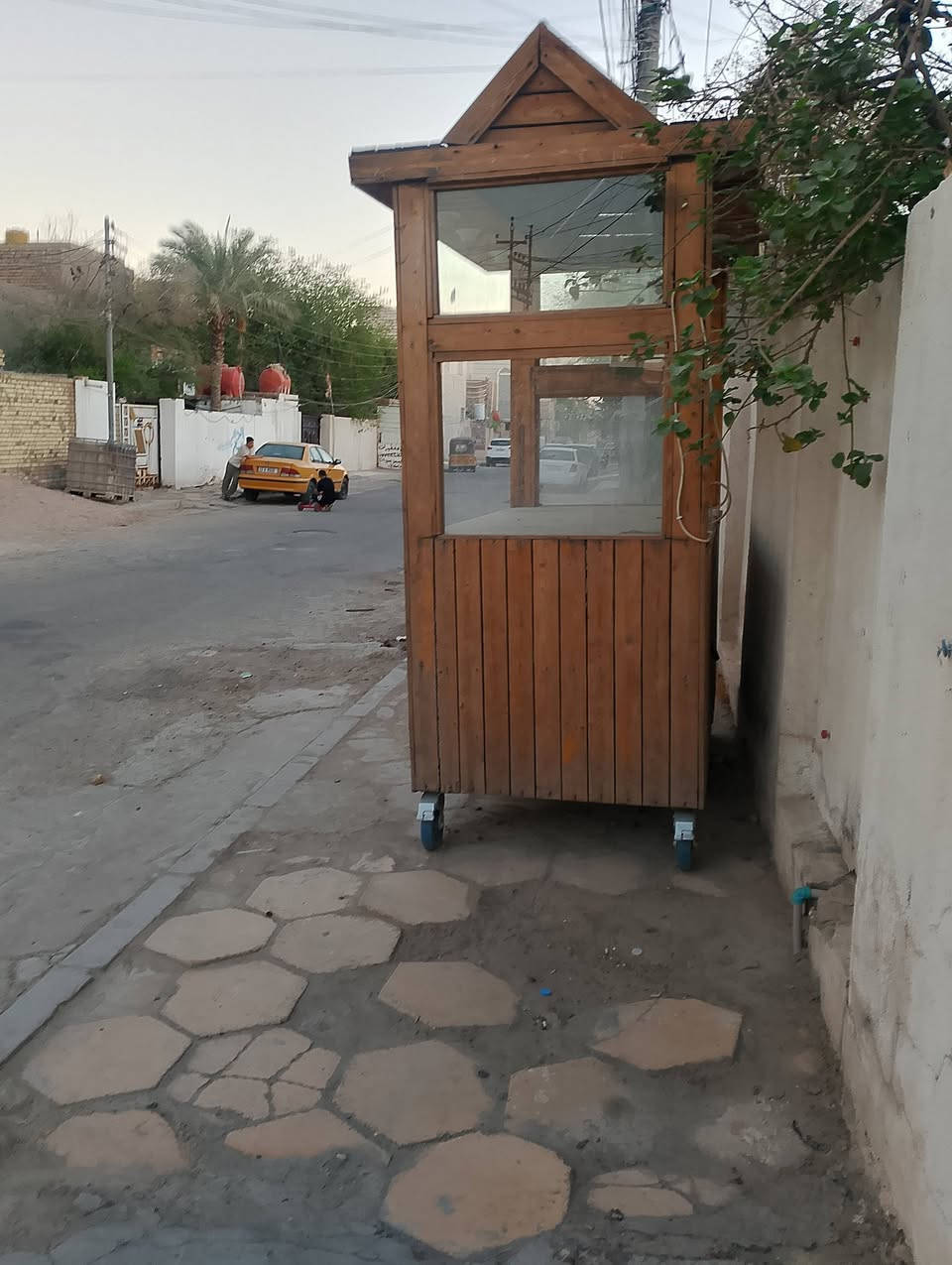 ميز تفصال للبيع هاذه رقمي وتواصل ***********

