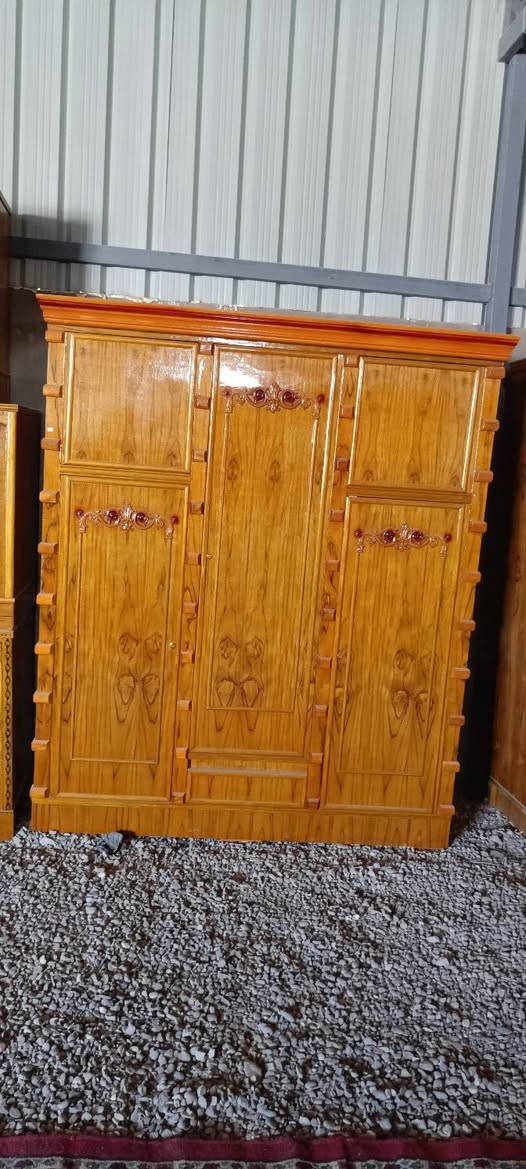 كنتور 3 باب • بوفيه مترين ونص • معرض اليرموك