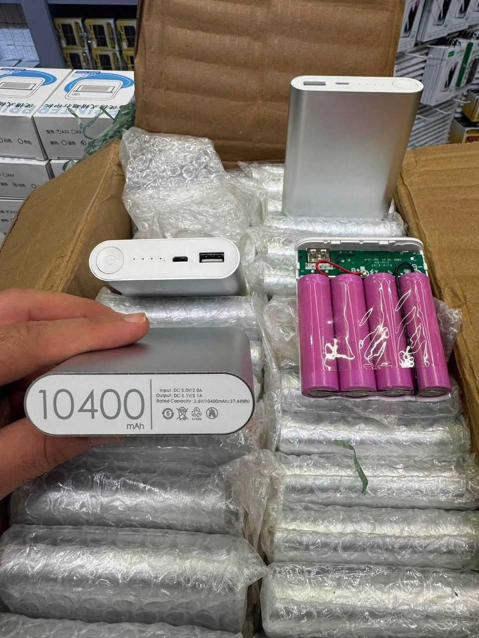 إنها مجرد فاتورة البطارية المضمونة🔥🔥

١٠ ألف ملي أمبير بدون كرتون، السعر 4500 
دينار، 

لكن نفسه يحتوي على ١٠ آلاف ملي أمبير حقيقي، مع الضمان.

أقل مبيعاتنا 20 قطعة.​​​​​​​​​​​​​​​​

اسعار ناررر 🔥🔥
فقط جملە ، فقط جملە 

يوجد لدينا سعر خاص للطلبات الكبيرة.​​​​​​​​​​​​​​​​
اتصل عبر واتساب 
***********
