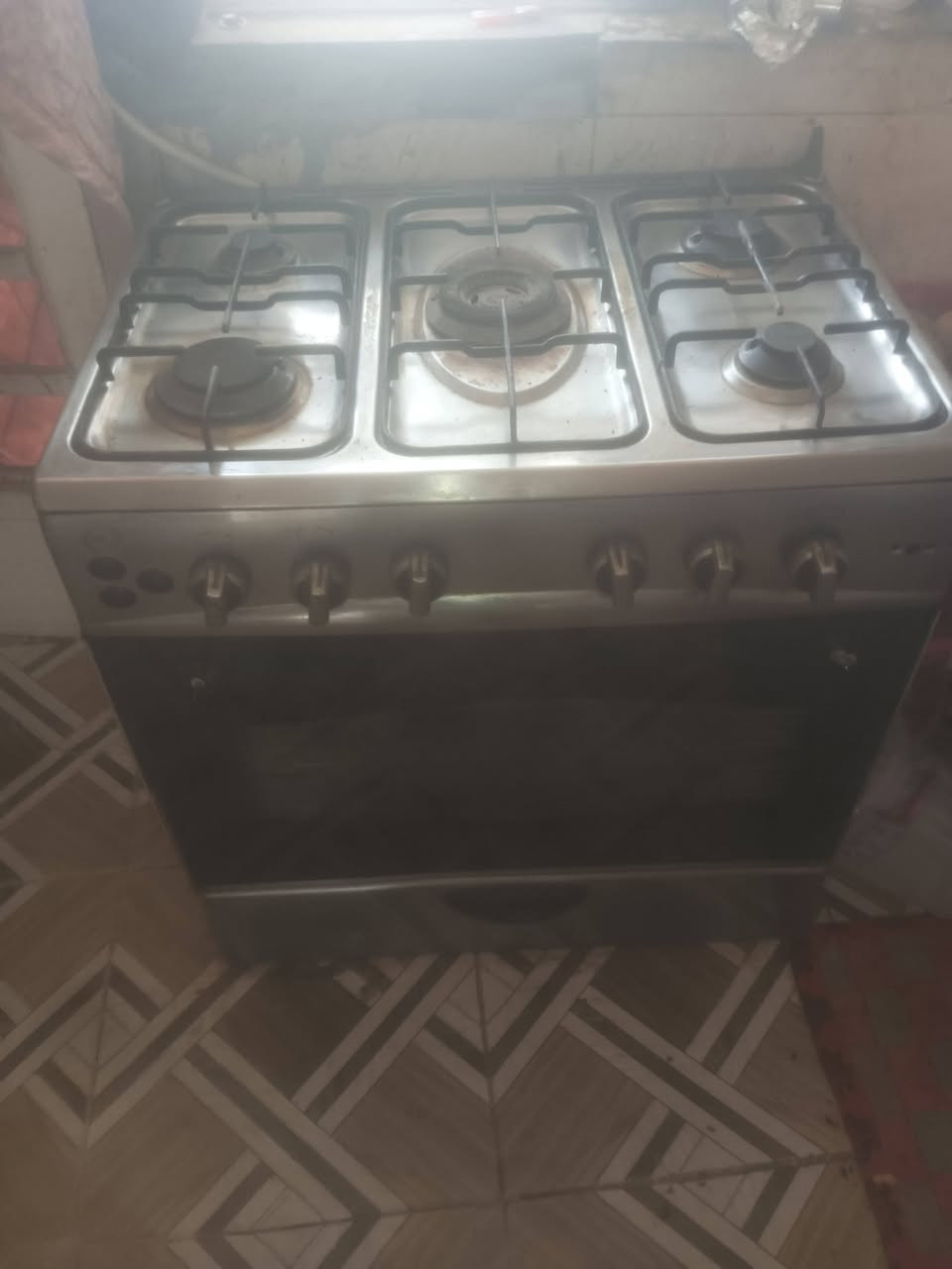 ثلاجة • جديدة • صارلها سبوعين