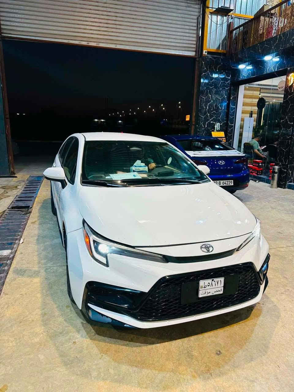 كورلا 2024 SE لون ابيض فول 1/1
السعر 124$ وبيها مجال 
تترقم جميع المحافظات 
تبريد كفالة 
حدادية صدر كفالة
كير + مكينة كفالة 
تشغيل بصمة + بصمة ابواب
شاشة كبيره + ابل كار بلي 
رادرات 360  امامي و بالمري الجانبية
ويل كروم 
دبل كزوز 
داخل لونين VIP 
فول تحكمات ستيرن
وباقي مواصفات الـ SE والضرر بل مزاد مرفق 

للأستفسار ***********
