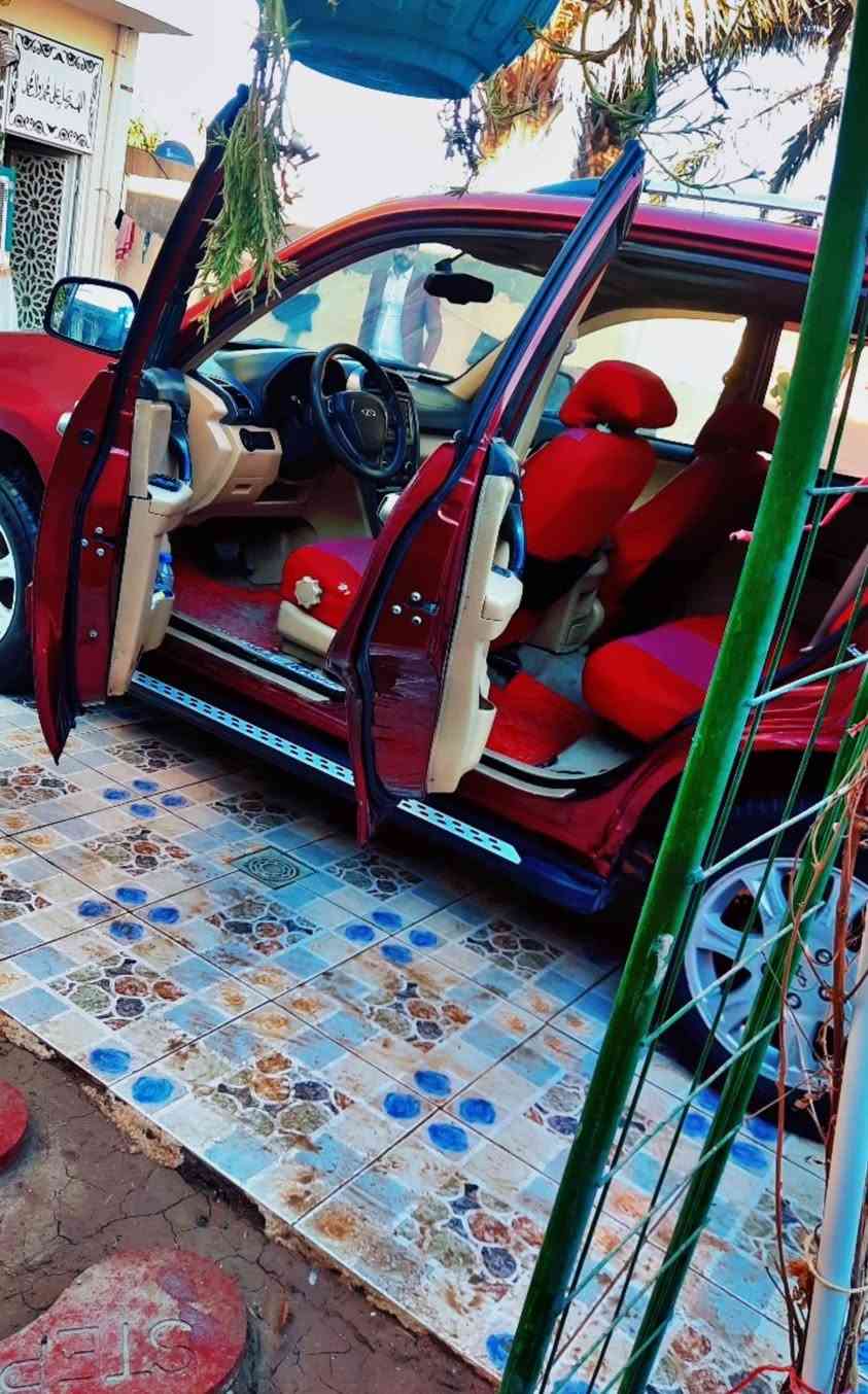 سلام عليكم تيكو موديل 13 رقم قادسيه
 بيه قطعتين صبغ والدحجه كما موضحه بصوره فقط 
مكينه كير حداديه كله خير من الله ترايك وين ما يعجبك
 سياره عارضه ب47 وبيه مجال 
مكاني كربلاء طويريج 
***********

