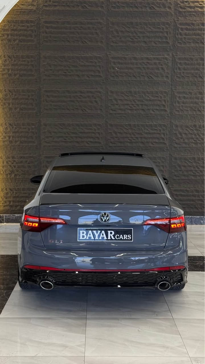 Jetta
GLI
Autobahn S
Full full muwasafat
2024
Chimantoyi
22.000mile royiya
Bas qapaghi sanduqi sbugha
Be zhure w be airbag
***********
———————————————
جيتا 
جي ال اي
اوتوبان اس
فول فول مواصفات 
٢٠٢٤
سمنتي
٢٢.٠٠٠ميل ماشية
بس جنطة سبغ
بدون دواخل بدون ايرباك
*********** أربيل, العراق
